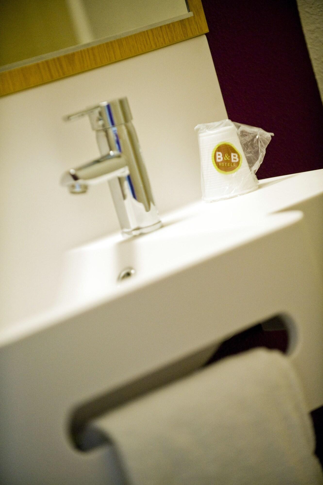 B&B Hotel Avignon 1 Hotel 2*