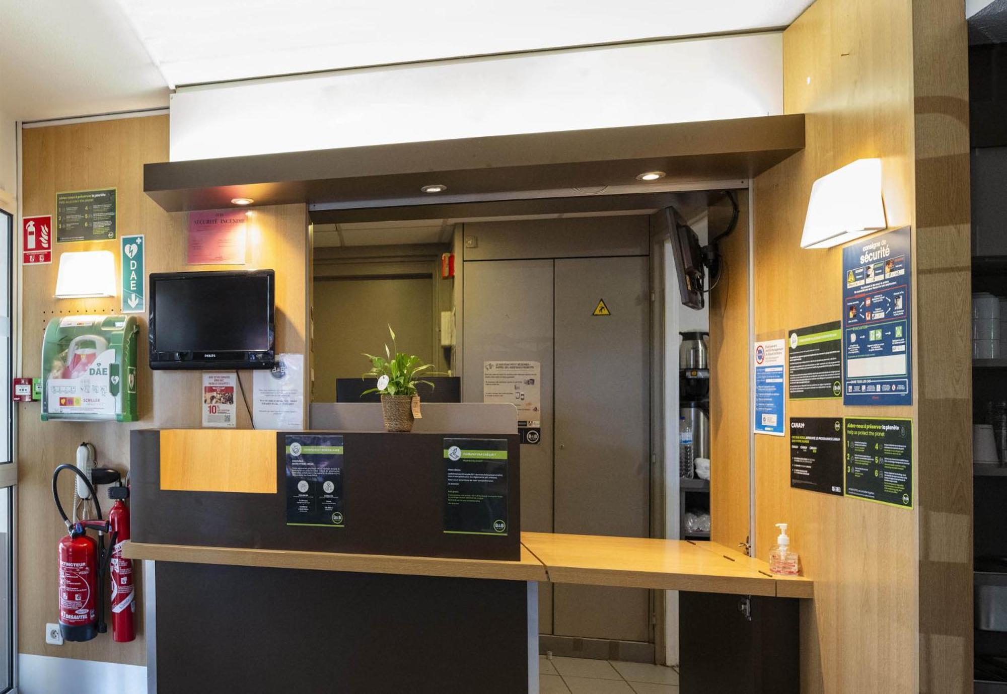 Hotel B&B Hotel Avignon 1