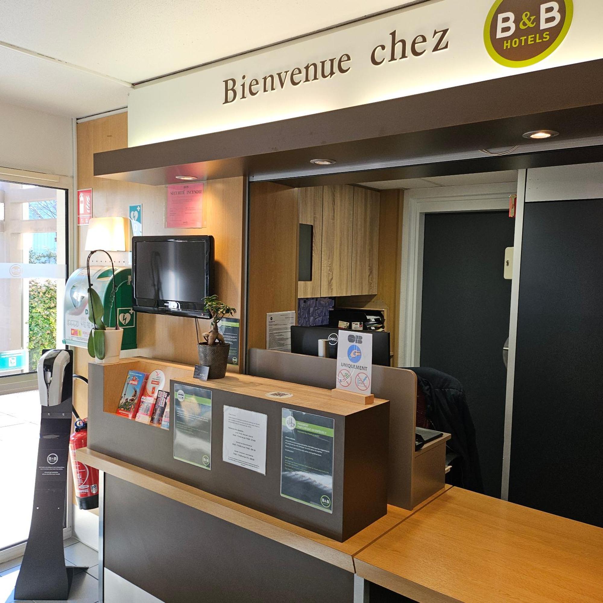 B&B Hotel Avignon 1